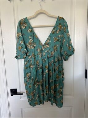 Green  Floral V-Neck Mini Dress with Tassel Tie